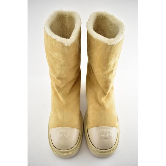 Chanel 20N Beige Suede Shearling Fur CC Cap Toe Pull On Mid Calf Tall Boots 37.5 - Picture 6 of 12